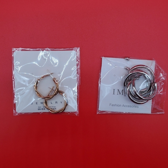 ⭐2 Pairs of Hoop Earrings - Picture 6 of 16